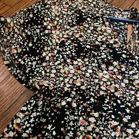 Umgee - Picture 7 of 8